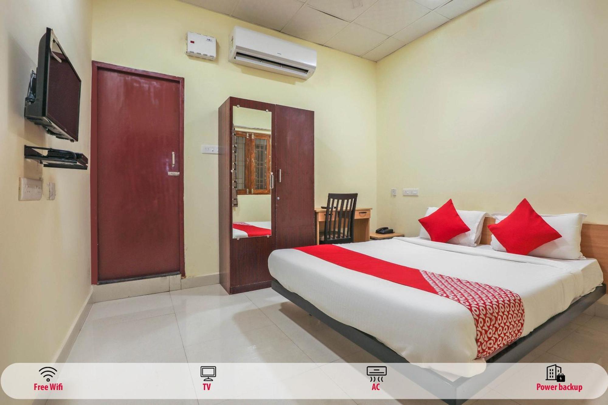 Hotel O Om Sakthi Hotel Пондичерри Экстерьер фото
